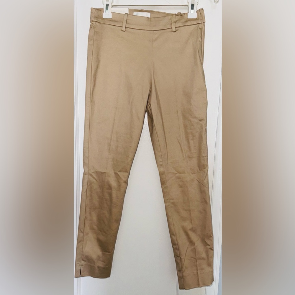 H&M Women’s Beige/Tan Slacks (Skinny leg)